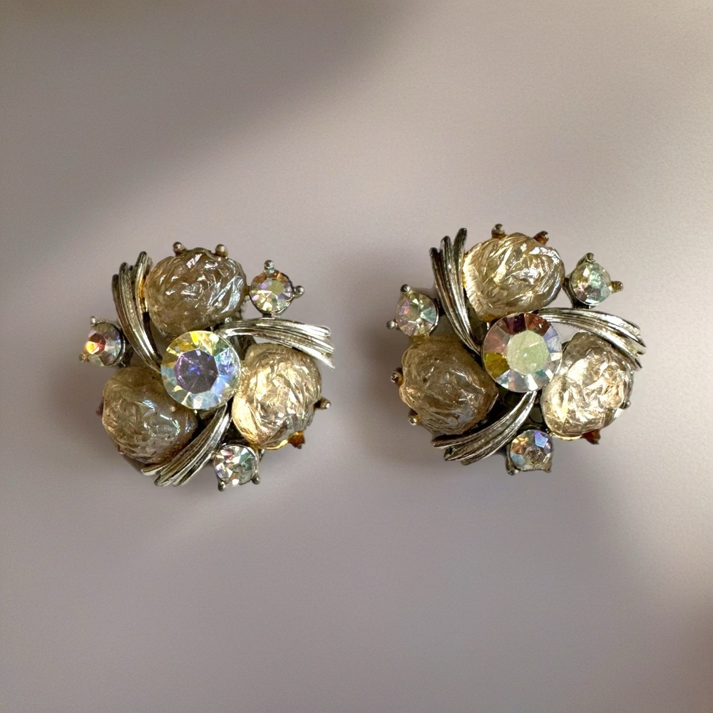 Vintage MCM Lisner Silver Aurora Borealis Rhinestone Lucite Clip on Earrings